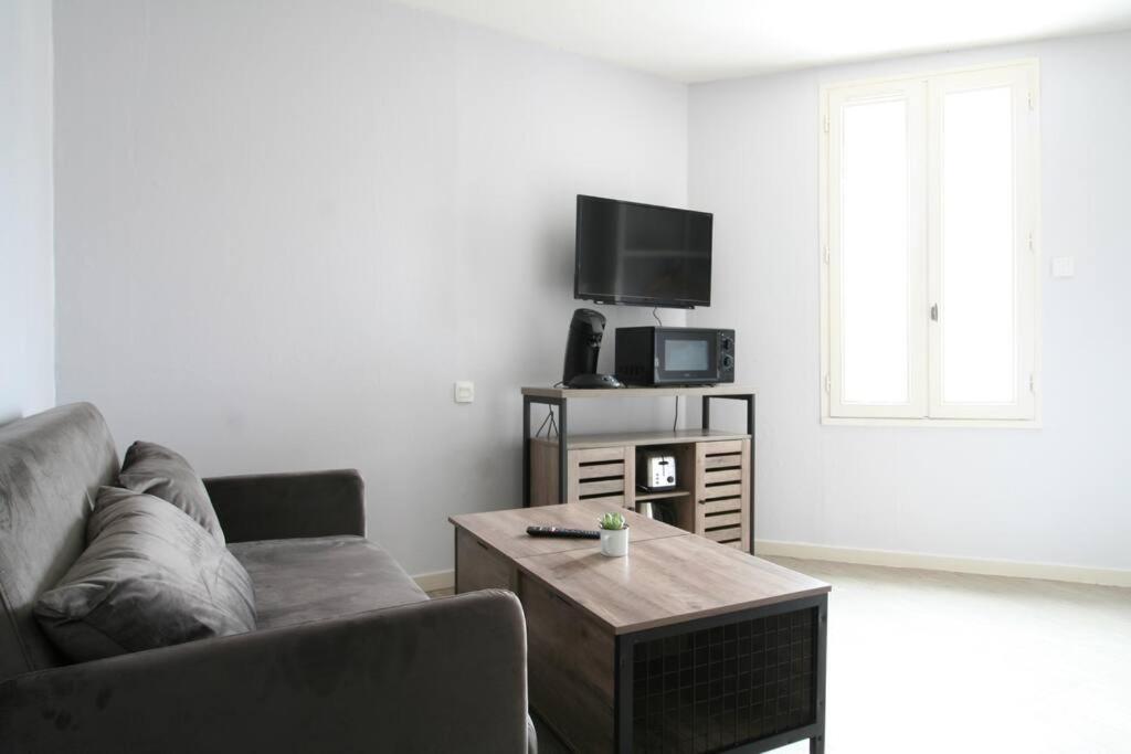 Appartement Le Petit Voyageur à Angoulême Extérieur photo