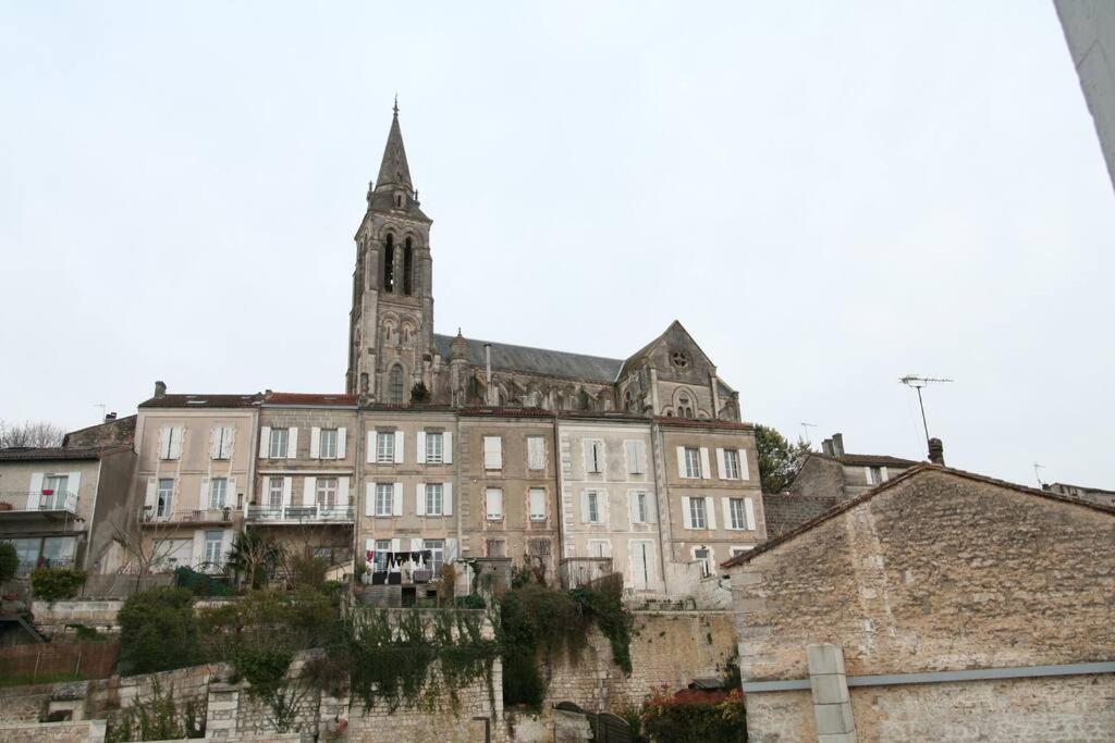 Appartement Le Petit Voyageur à Angoulême Extérieur photo
